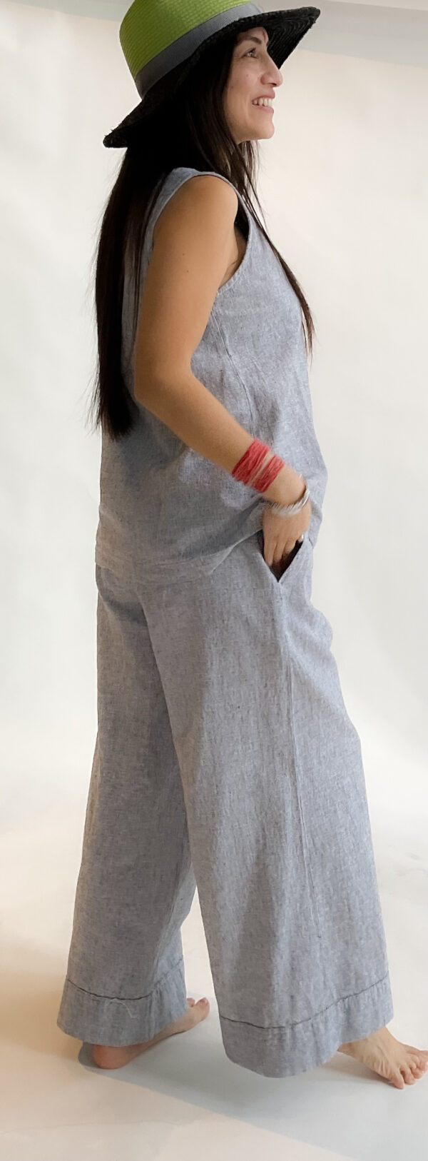 Pleated Crop Pant - Image 4