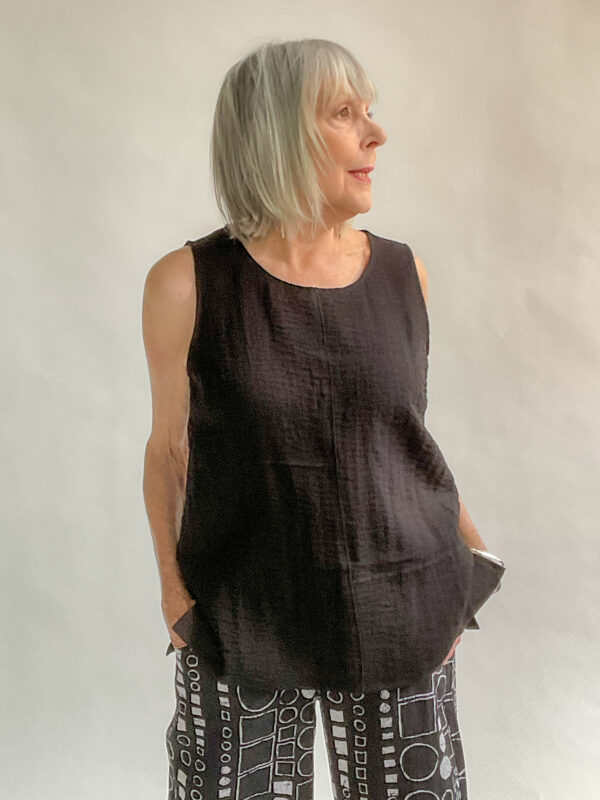 Express Travel Tunic Tank - Image 2