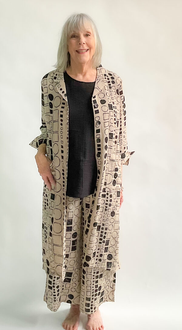 Express Travel Artist Dress - Image 4