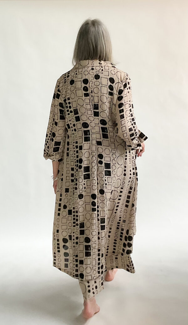 Express Travel Artist Dress - Image 3
