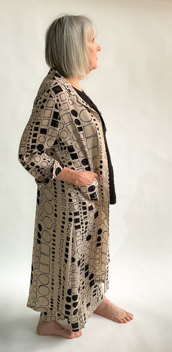 Express Travel Artist Dress - Image 2