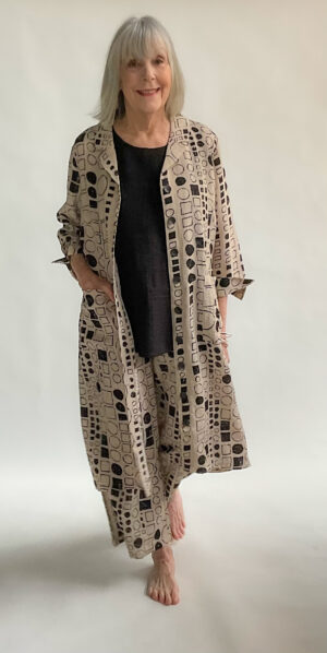 Express Travel Artist Dress