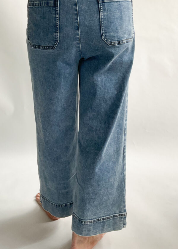 Stretch Wide Leg Crop - Image 3